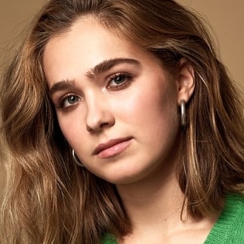 Haley Lu Richardson