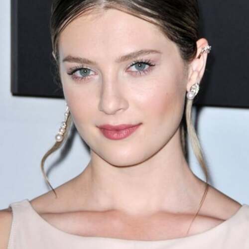 Zoe Levin