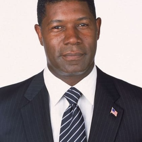 Dennis Haysbert