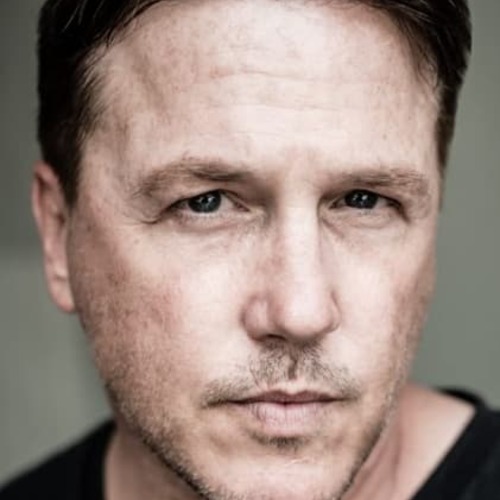 Lochlyn Munro