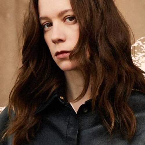 Chloe Pirrie