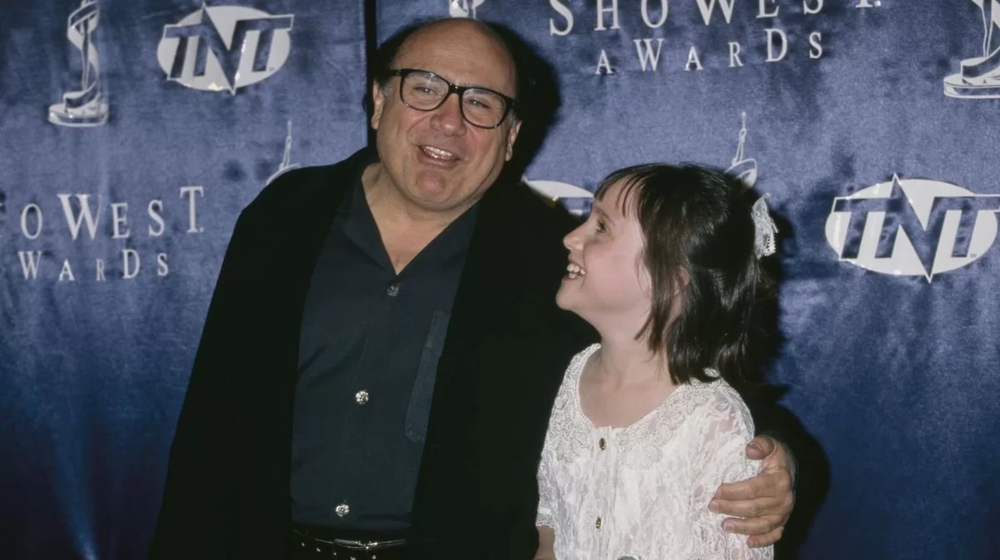Rodando "Matilda", Mara Wilson vivi&oacute; una tragedia personal: detr&aacute;s de las c&aacute;maras Danny DeVito se encarg&oacute; de ella