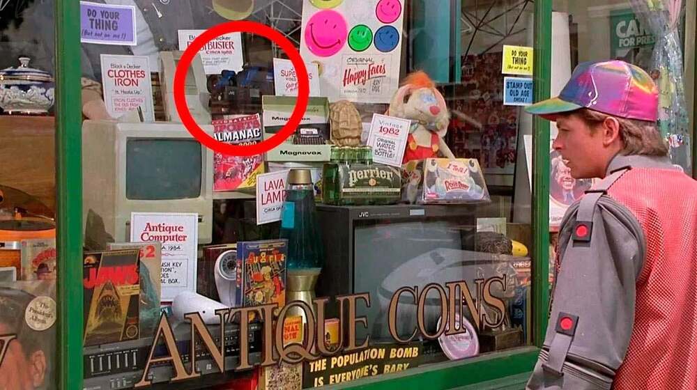 Esta escena de 'Regreso al futuro II' tiene tantos gui&ntilde;os por segundo que es casi imposible que los hayamos visto todos