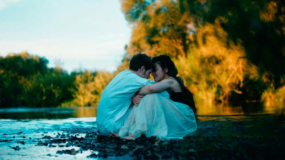 Si te gusta 'Los Bridgerton' en Netflix ya tienes la sucesora perfecta: una serie con intriga palaciega y salseo que pronto tendr&aacute; tercera temporada