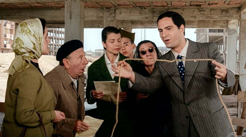 Es, sencillamente, una de las mejores pel&iacute;culas espa&ntilde;olas de la historia: una obra cumbre de nuestro cine que traspasa fronteras
