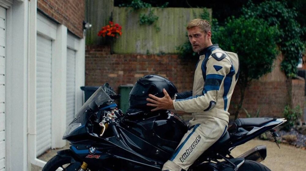 El cine es un acto de sumisi&oacute;n: 'Pillion' y el placer de que una pel&iacute;cula no te d&eacute; lo que esperas