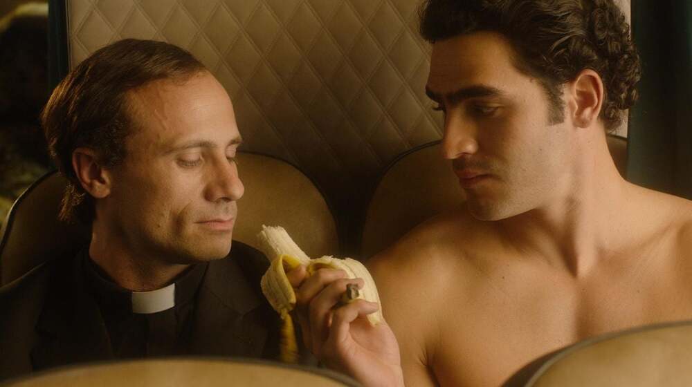 La &uacute;ltima intepretaci&oacute;n de Marisa Paredes fue una apuesta radical: llega a los cines 'Emergency Exit'