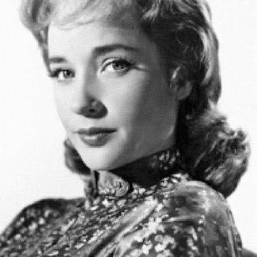 Sylvia Syms