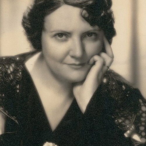 Vera West