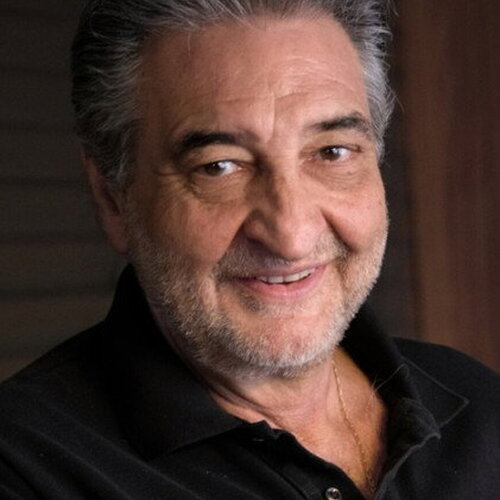 César Benítez