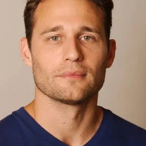 Travis Oliver
