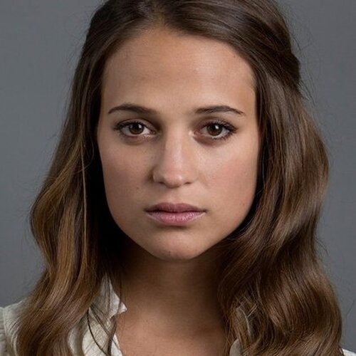 Alicia Vikander