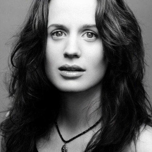 Elizabeth Reaser