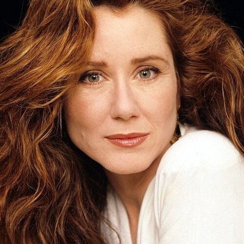 Mary McDonnell