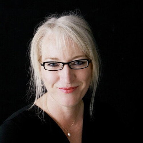 Jayne Lyons