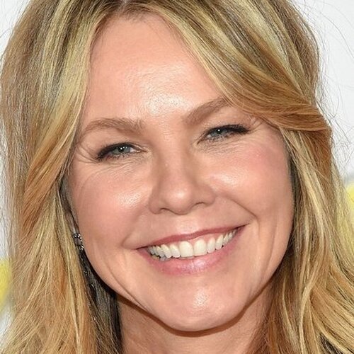 Andrea Roth