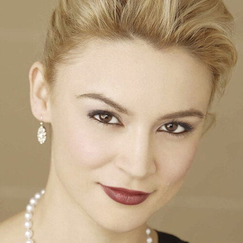 Samaire Armstrong