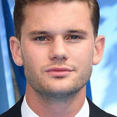 Jeremy Irvine
