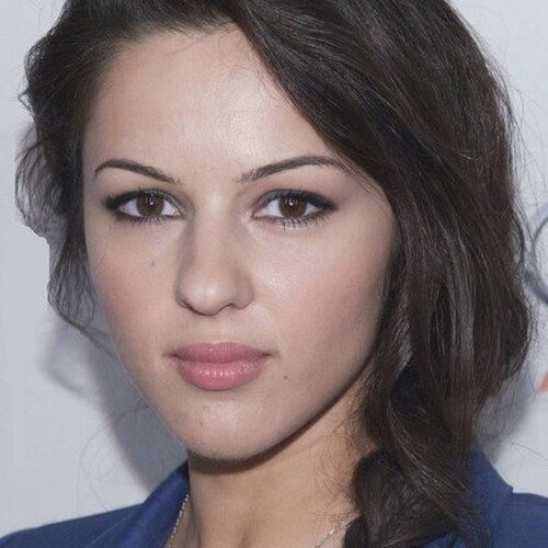 Annet Mahendru